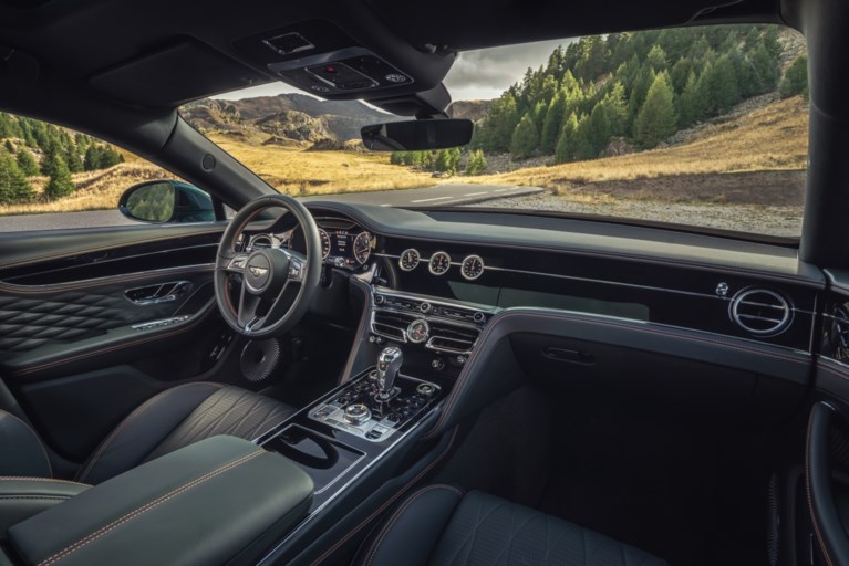 Bentley Flying Spur heeft twee karakters