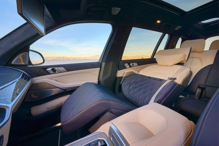 Autostoel wordt bed: eind dit jaar kan het in de BMW X7