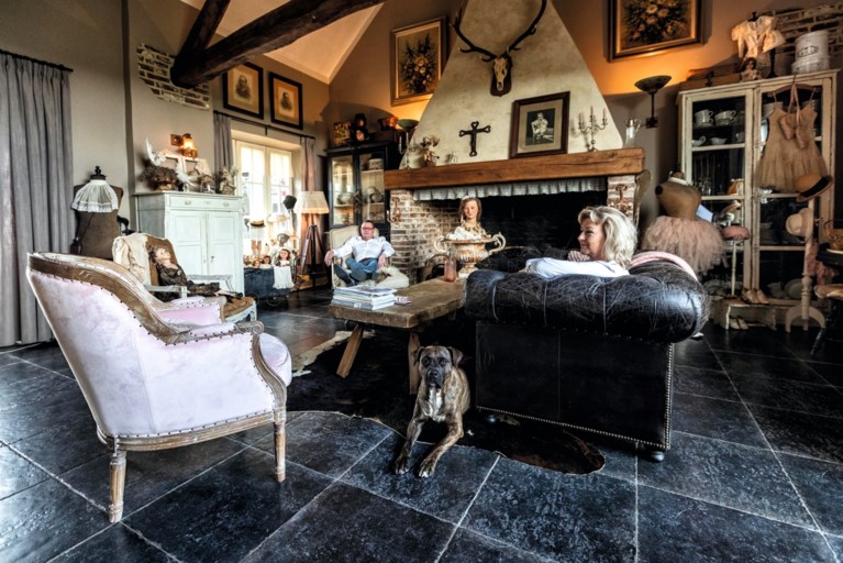 Harm spotte een ruïne in Leveroy en maakt er deze nostalgische woonboerderij van