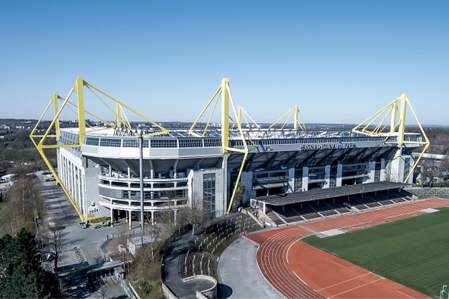 Stadion Borussia Dortmund verandert in ziekenhuis - De ...