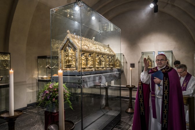 Grote kerken in Maastricht en Klooster Wittem verwachten geen grote drukte met Pasen: ‘Mensen zijn bang voor het virus’