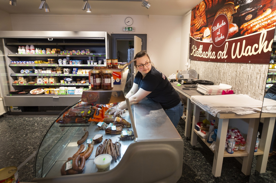 Poolse zussen openen in Sittard winkel om heimwee naar Poolse gerechten te verzachten - De Limburger