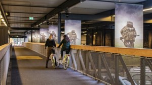 Oorlogsmuseum bereidt zich voor op 1,5 meter-samenleving: eenrichtingsverkeer en afgesloten gangetjes