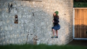 Corona jaagt klimfanaten uit Eys letterlijk tegen muren van hun eigen huis op
