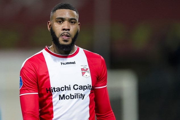 Aanvaller Jafar Arias Van Emmen Naar Vvv De Limburger Mobile
