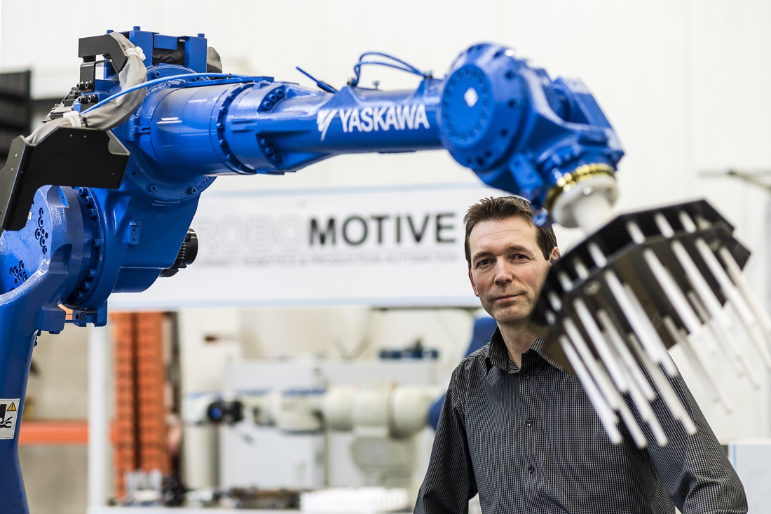 Zwitsers bedrijf neemt belang in Limburgs pareltje robotica Robomotive Roermond - De Limburger
