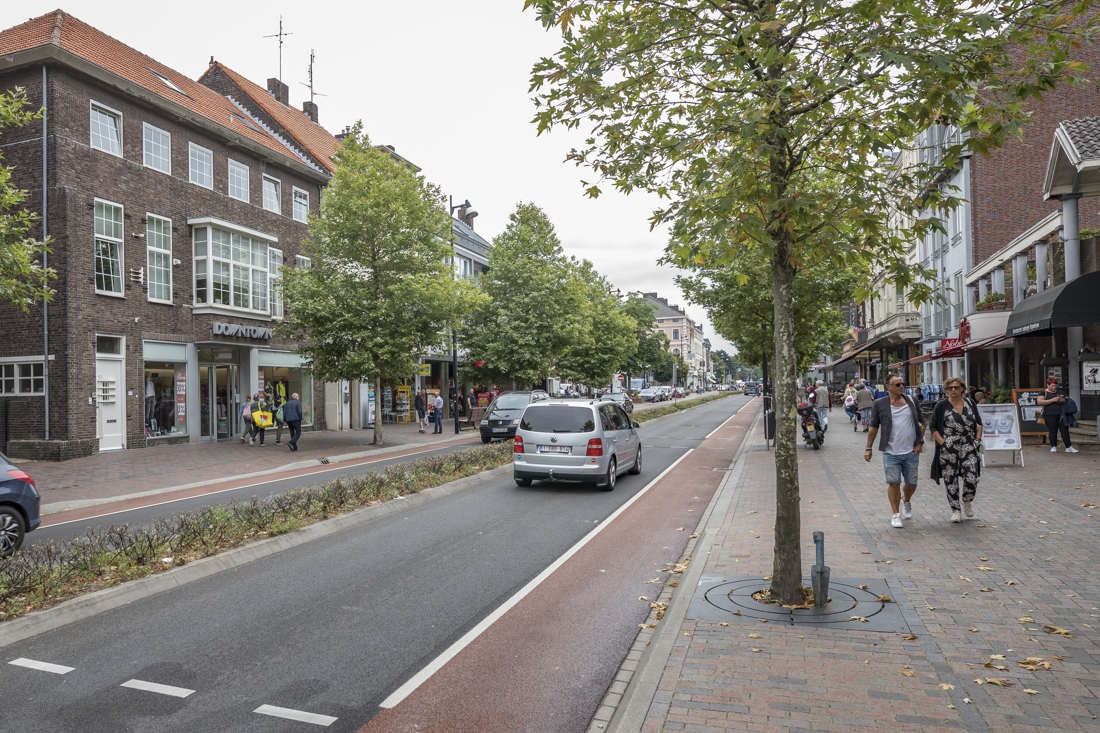 Vaals schuift nieuwe reclamebelasting op lange baan - De Limburger
