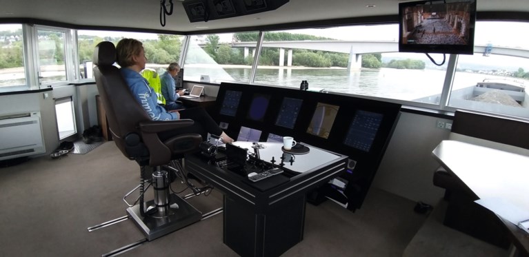 Een dag mee met de binnenvaartschipper: altijd onderweg,altijd thuis