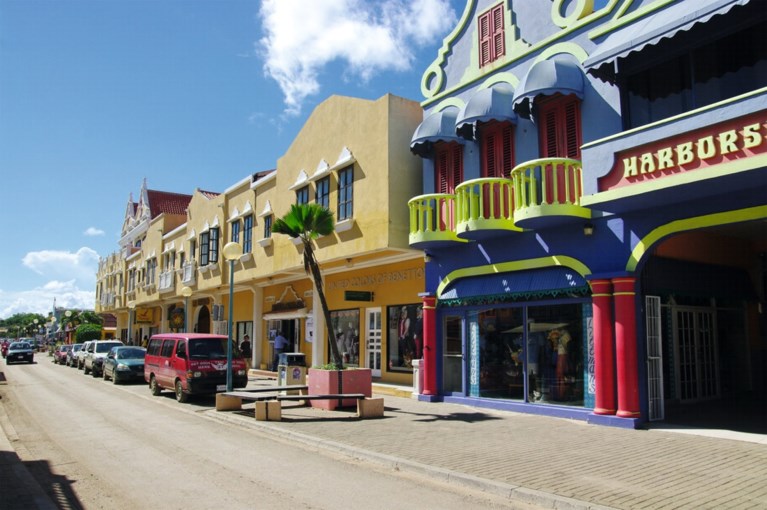 Na vijftien jaar onthaasten op Bonaire, komen Jo en Dymphie Bux terug naar Sittard