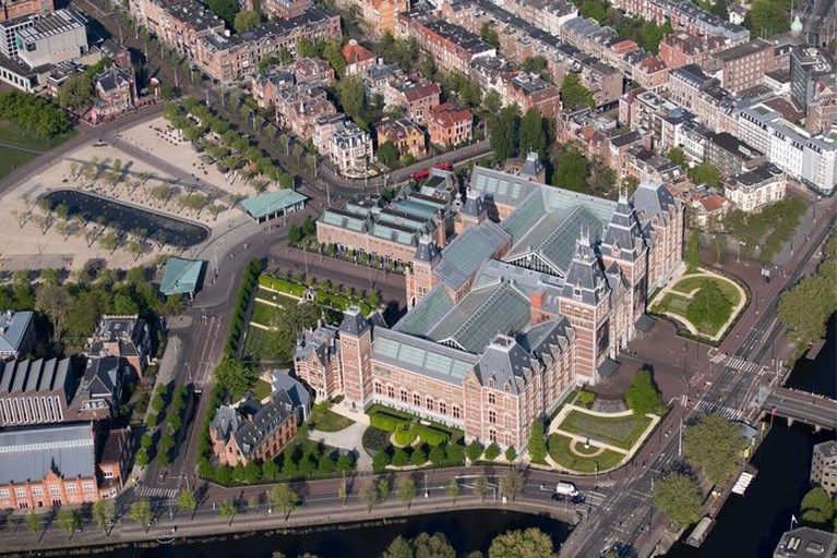 Asscher en links: noodsteun cultuur verhogen naar 1 miljard euro