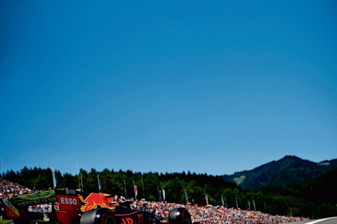 Lichten gaan op groen voor start Formule 1