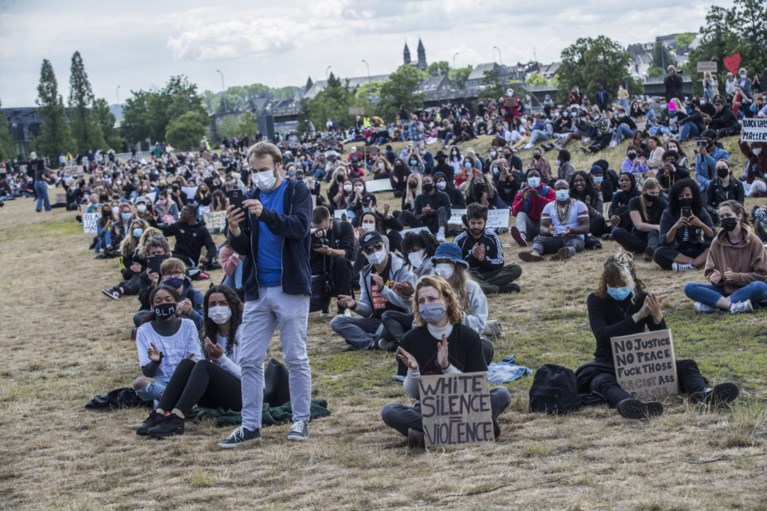 Video: Protest tegen racisme in Maastricht rustig verlopen