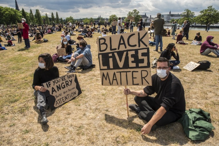 Video: Protest tegen racisme in Maastricht rustig verlopen