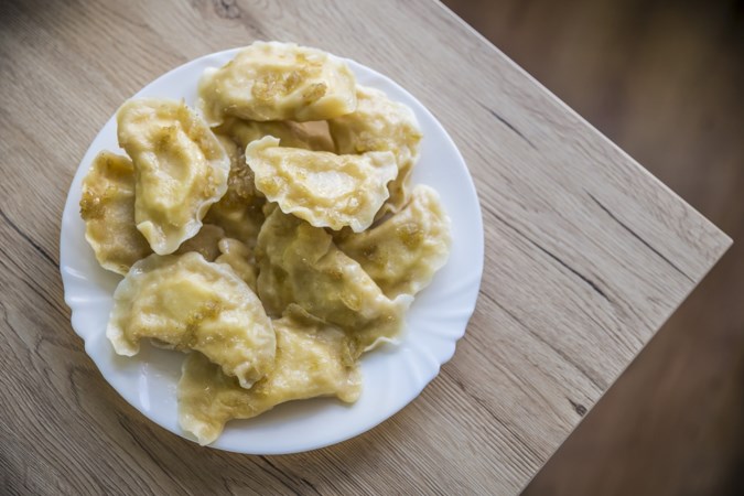 Maak zelf deze pierogi comfortfood uit de Poolse keuken De Limburger