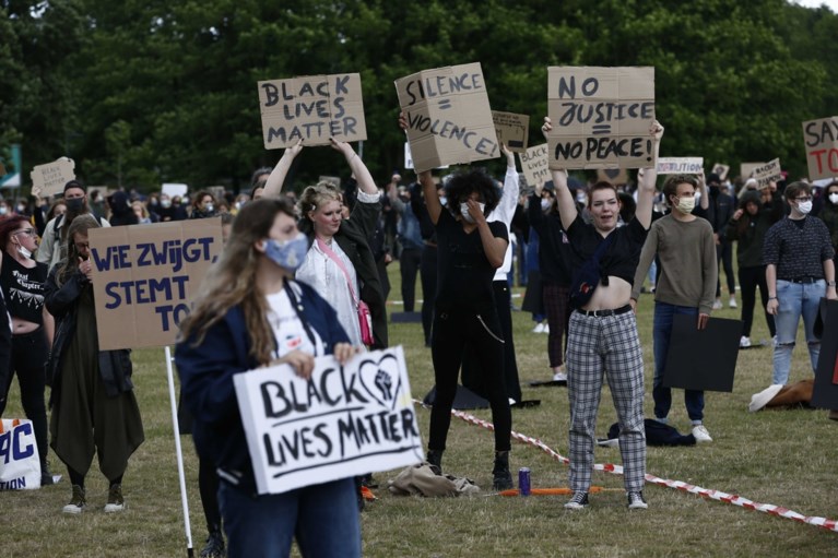 Video: Protest tegen racisme in Maastricht rustig verlopen