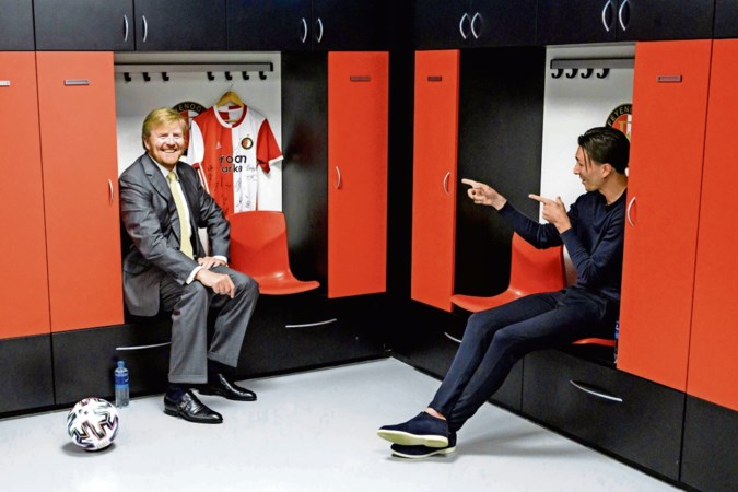 Koning op werkbezoek in De Kuip: Máxima mag het shirtje hebben