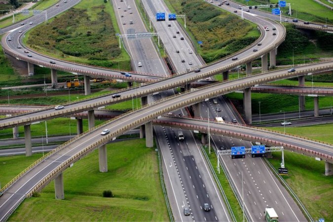 We rijden weer evenveel als voor de coronacrisis, maar waar zijn de files?