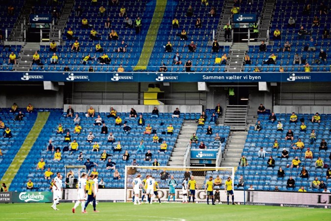 Zo zitten we straks in het stadion: hoera fluisteren bij een goal