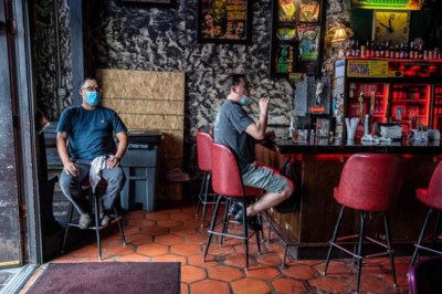 Corona woedt door in rest van wereld: ‘Tweede golf ook hier onvermijdelijk’
