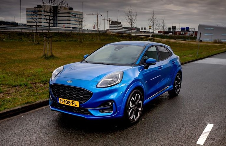 Veel auto’s worden per 1 juli duurder, maar sommige benzineslurpers niet