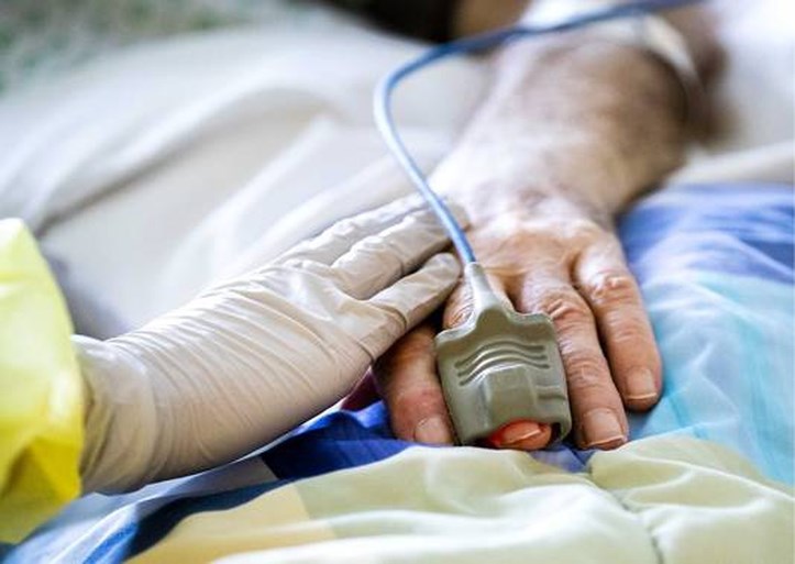 Ziekenhuizen gered dankzij regeling van ‘enkele miljarden’