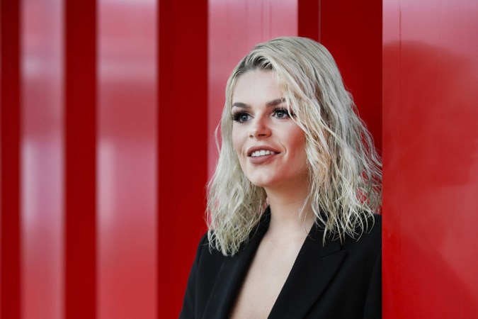 Davina Michelle wil naar het buitenland