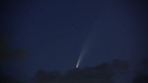Zeldzaam: komeet NEOWISE met blote oog te zien
