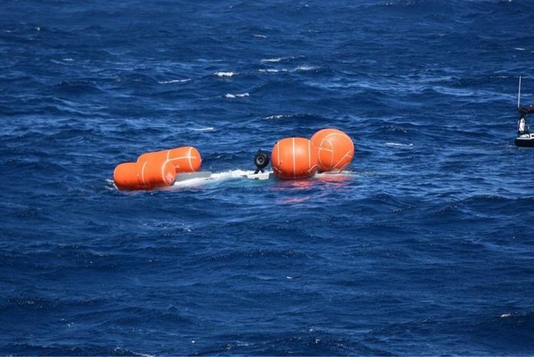 Legerhelikopter crashte vlakbij moederschip
