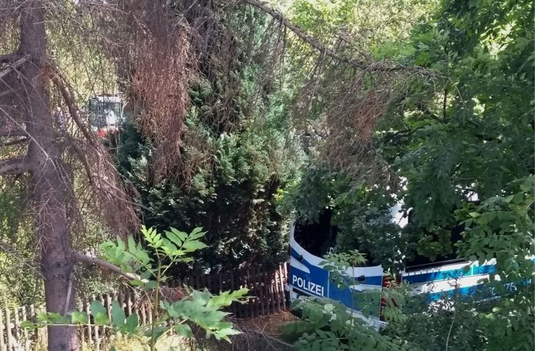 Video: Politie zoekt in volkstuin Hannover naar lichaam Maddie McCann