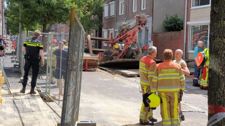 Gewonde na omvallen boorapparaat bij werk aan sinkhole in Kerkrade