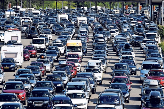 Vakantietijd: heel Europa stapt ‘gewoon’ in de auto