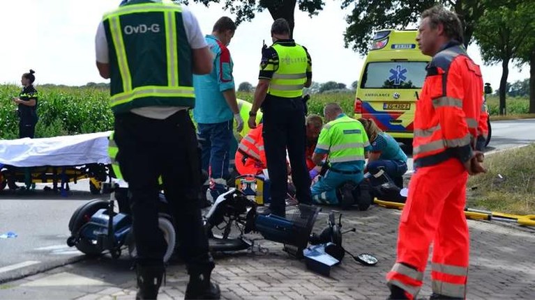 Vrouw (88) uit Ysselsteyn overleden na ongeluk met vrachtwagen