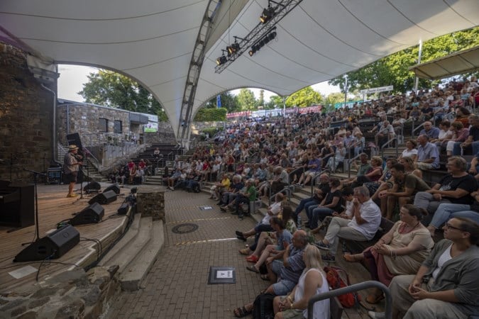 Anderhalve meter afstand bij concerten? Niet in Duitsland