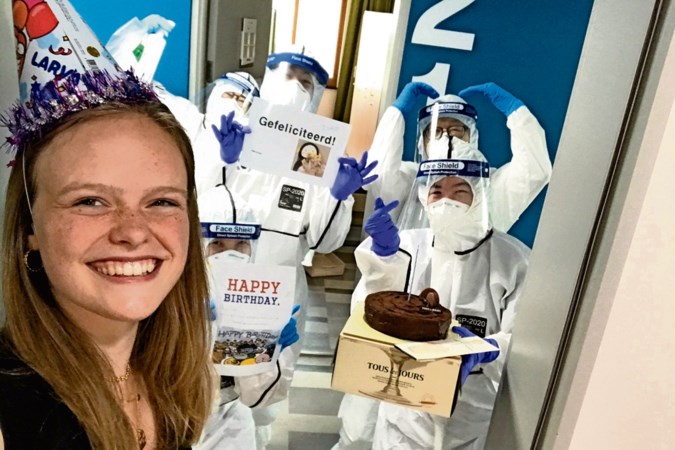 Heel simpel: in Zuid-Korea blijf je met coronaklachten drie weken binnen