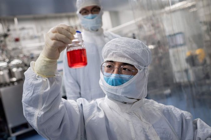 Pas coronavaccin in 2021: ‘Najaar wordt heel taai’