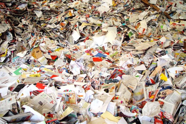 Autopech vuilniswagen: oud papier in delen van Stein niet opgehaald