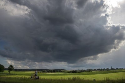 Knmi Waarschuwt Weer Voor Onweersbuien In Limburg De Limburger Mobile