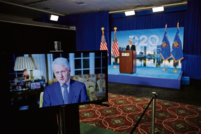 ‘Nee toch, moeten we nu echt weer naar Bill Clinton luisteren?’