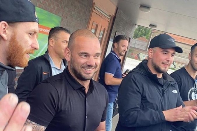 Sprookje van Sneijder bij FC Utrecht is voorbij; Wesley keert niet meer terug op het voetbalveld