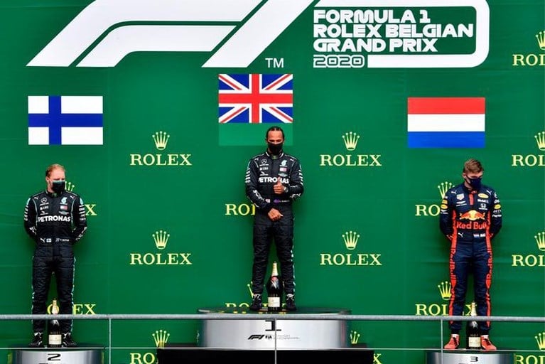 Verstappen derde in Francorchamps achter ongenaakbaar Mercedes-duo