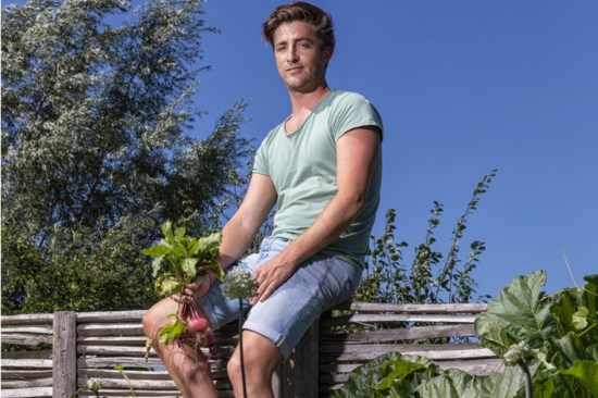hugo kennis kookt dagelijks voor eigen huis en tuin s nac de limburger mobile