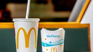 McDonald’s doet plastic rietjes en deksels in de ban