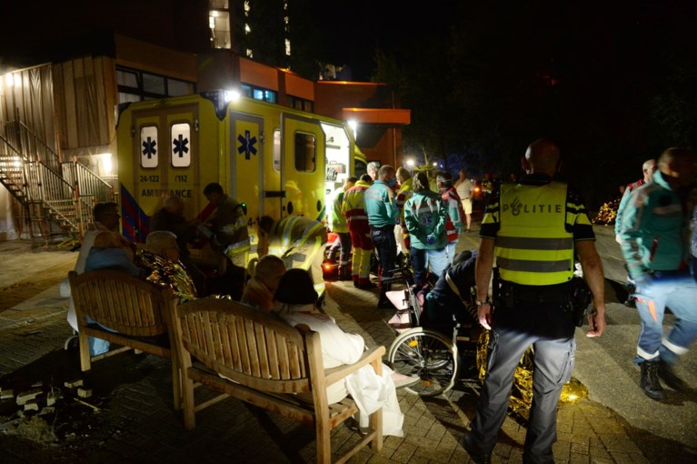 Brand zorgt voor flinke rookontwikkeling in appartementencomplex