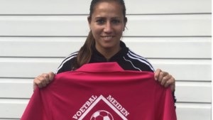 Maastrichtse Ajax-speelster Vanity Lewerissa helpt VoetbalMeiden als nieuwe ambassadeur
