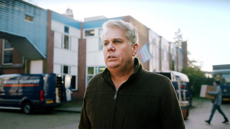 Thomas Acda Wat Ik Het Beste Kan Op De Bank Liggen En Chi De Limburger Mobile