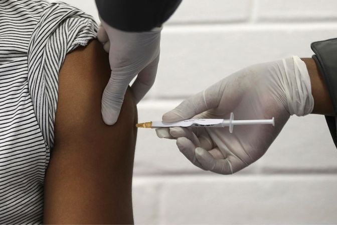 Vertraging dreigt voor favoriet coronavaccin