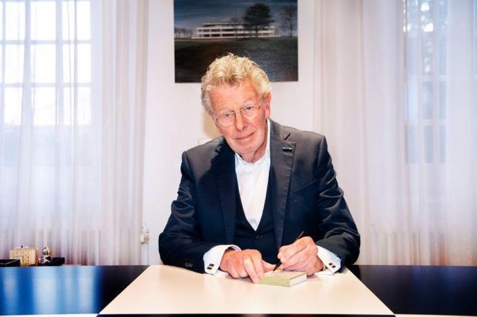 Hoe Jan des Bouvrie de Nederlandse huiskamer veranderde: ‘Meer rust, minder tierelantijnen’