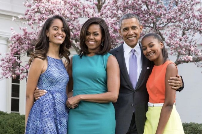 Zo leven de Obama’s nu: ‘Ik denk dat onze kinderen ons kotsbeu zijn’