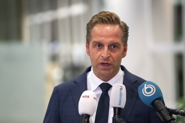 TERUGLEZEN | Minister De Jonge na zoveelste forse toename: ‘Het tekent de ernst van de situatie’