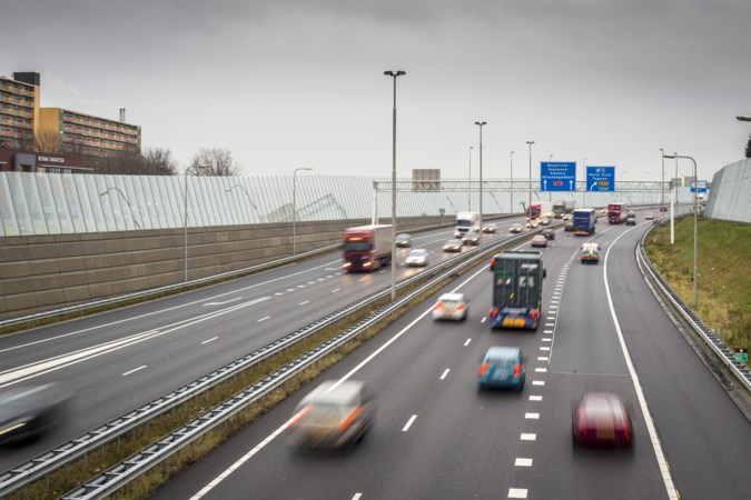 Provincie wil geen extra geld uittrekken voor hogere schermen langs Zuiderbrug in Venlo